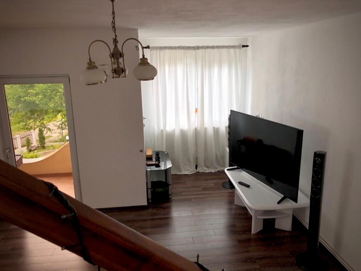Casa Paunescu Milostea Extérieur photo